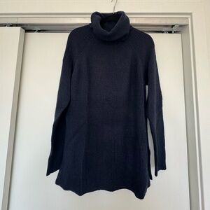 Women’s LOFT Navy Waffle Knit Tunic Turtleneck Sweater M
